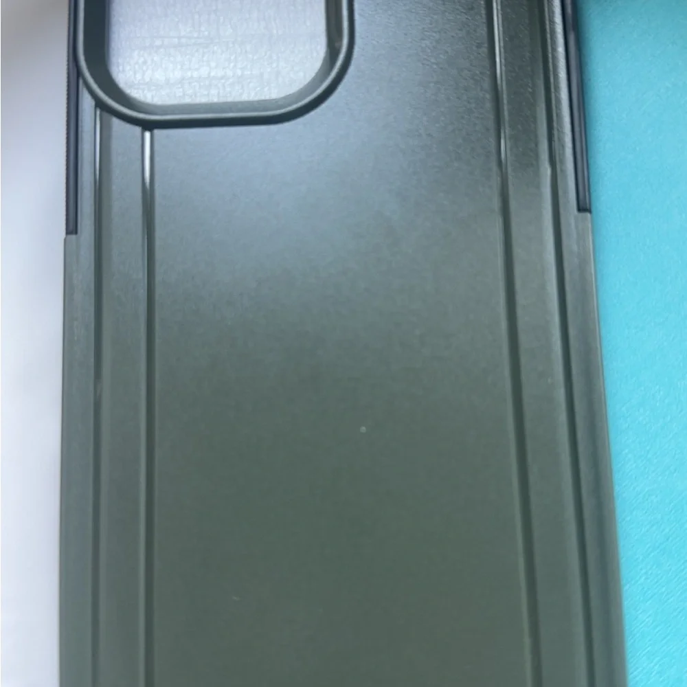 (1of2)Sturdy Army Green for a IPhone 13ProMax Phone Case asking $20
